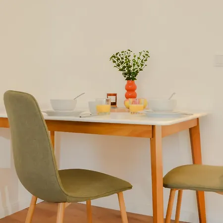 Milpau 1 - Modernes Und Zentrales Studio-apartment Mit Queensize-bett - Netflix, Nespresso, Smart-tv Und Terrasse Appartement *