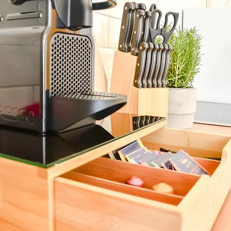 Milpau 1 - Modernes Und Zentrales Studio-apartment Mit Queensize-bett - Netflix, Nespresso, Smart-tv Und Terrasse *