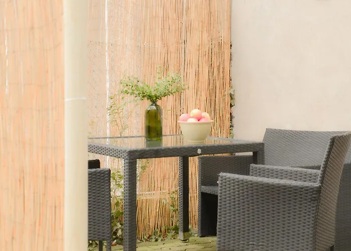 Milpau 1 - Modernes Und Zentrales Studio-apartment Mit Queensize-bett - Netflix, Nespresso, Smart-tv Und Terrasse * Essen